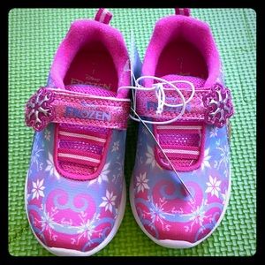 ❄️NWT FROZEN toddler sneakers size 7❄️